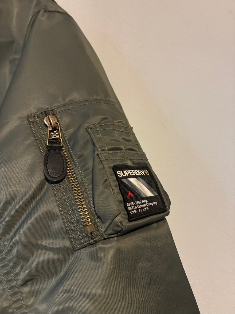 Superdry Men's Olive Bomber Jacket with Sleeve Patch - Picture 3 of 6